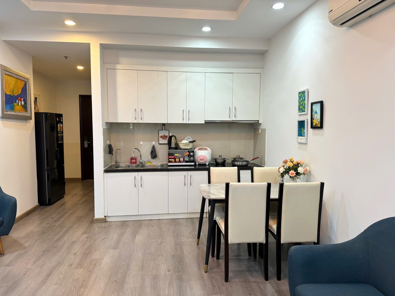 z7215753817005_540b20764710e41f0e9635559a8dbe6b