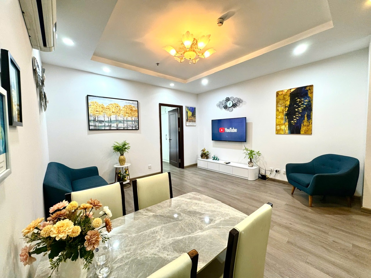 z7215753835580_19b2b7e35496a0e440be3a63fae25cfe