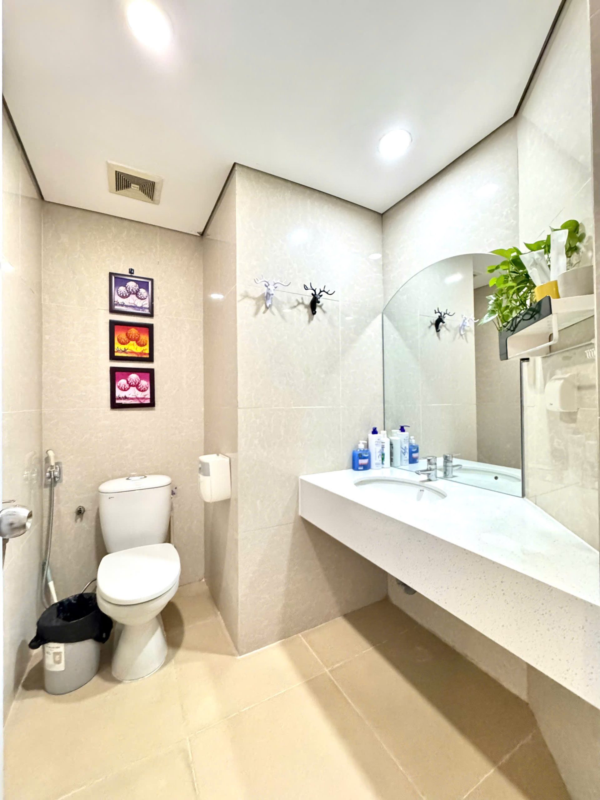 z7332204280037_ad6eab8f1e2daa1303134d09f22a87cf